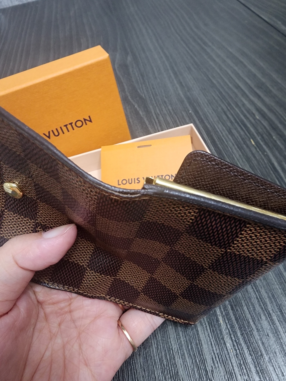 Louis Vuitton Damier Ebene Key Pouch - Brown - Picture 5 of 10